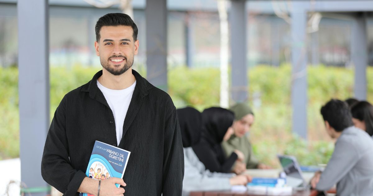 الدليل الشامل لدراسة اللغة الإنجليزية في تركيا 2026: التكاليف والمزايا