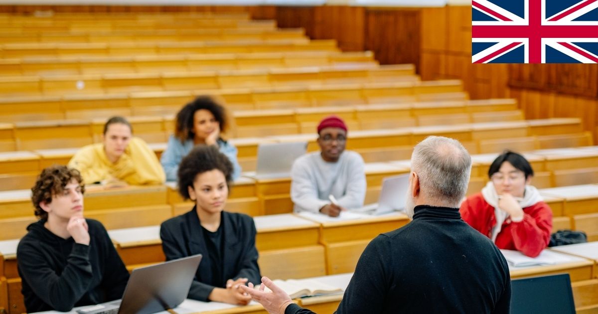 السنة التحضيرية في بريطانيا: الشروط والتكاليف وأفضل الجامعات